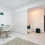Caldas Da Rainha's & White Apartamento *